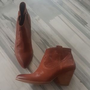 Frye booties 7.5